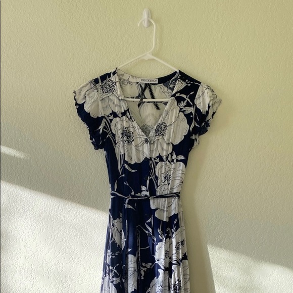 Frock Shop Floral Maxi Dress - Picture 4 of 4